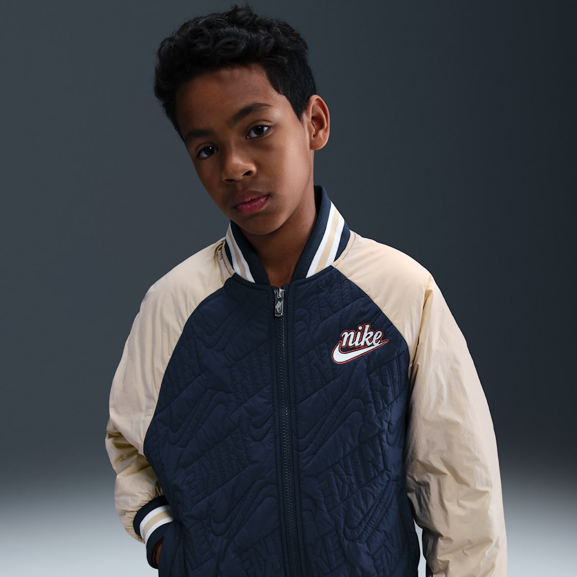 Nike 大童校园风绗缝夹克