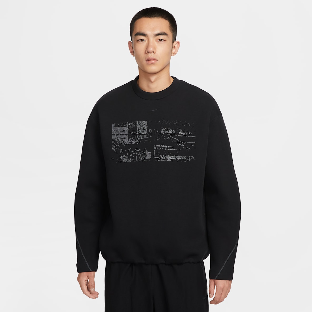 Nike Tech 男子反光装饰针织圆领上衣