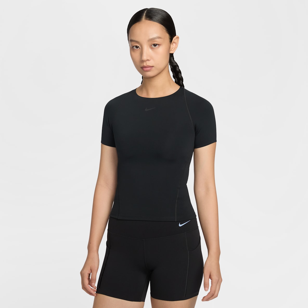 Nike Universa Dri-FIT 女子速干短袖上衣