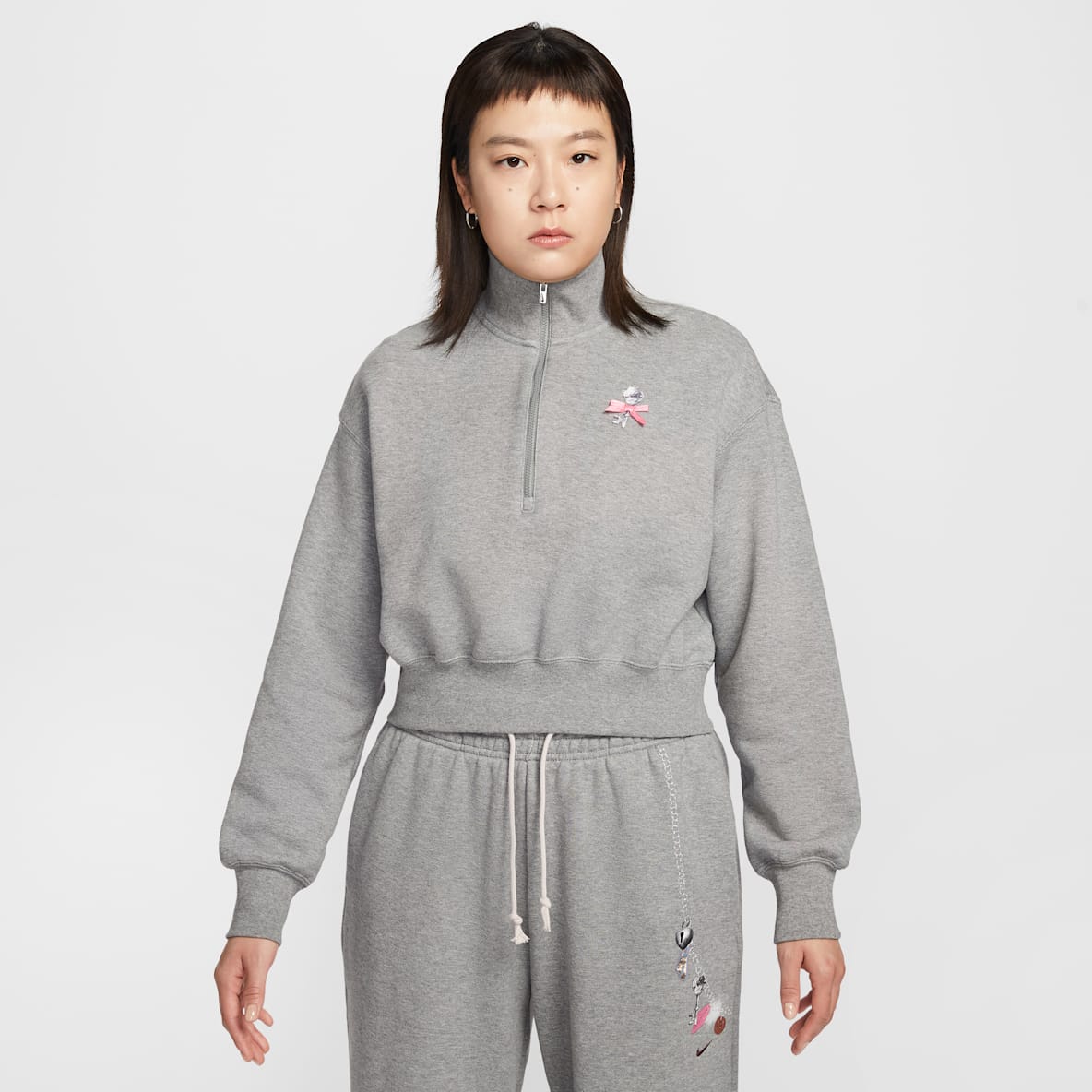 Nike Sportswear Nike Sportswear 女子 Oversize 风半长拉链开襟短款运动衫