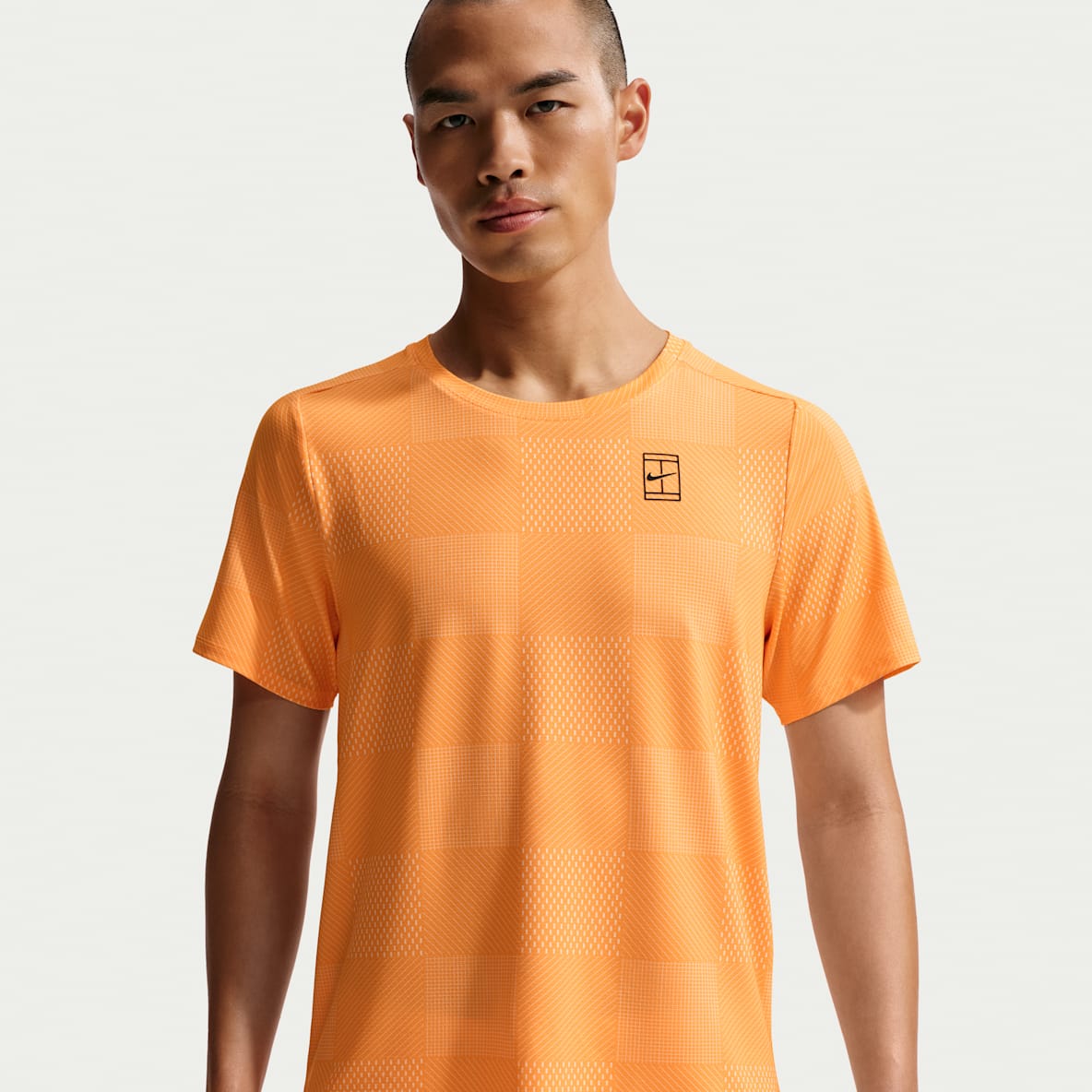 NikeCourt Advantage Dri-FIT 男子速干短袖上衣