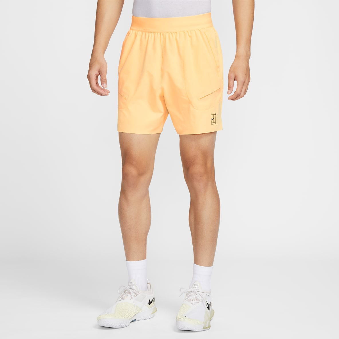 NikeCourt Advantage Dri-FIT 扬尼克·辛纳同款男子速干网球短裤