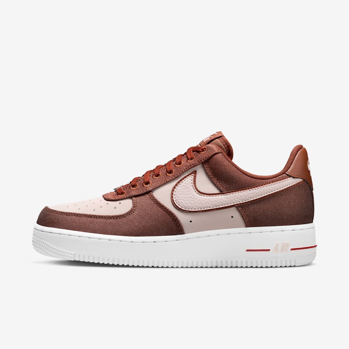 Nike Air Force 1 '07 SE 女子空军一号运动鞋