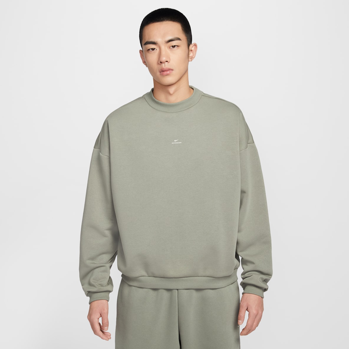 Nike Standard Issue Nike Standard Issue Therma-FIT 耐克篮球小标系列男子加绒篮球圆领上衣