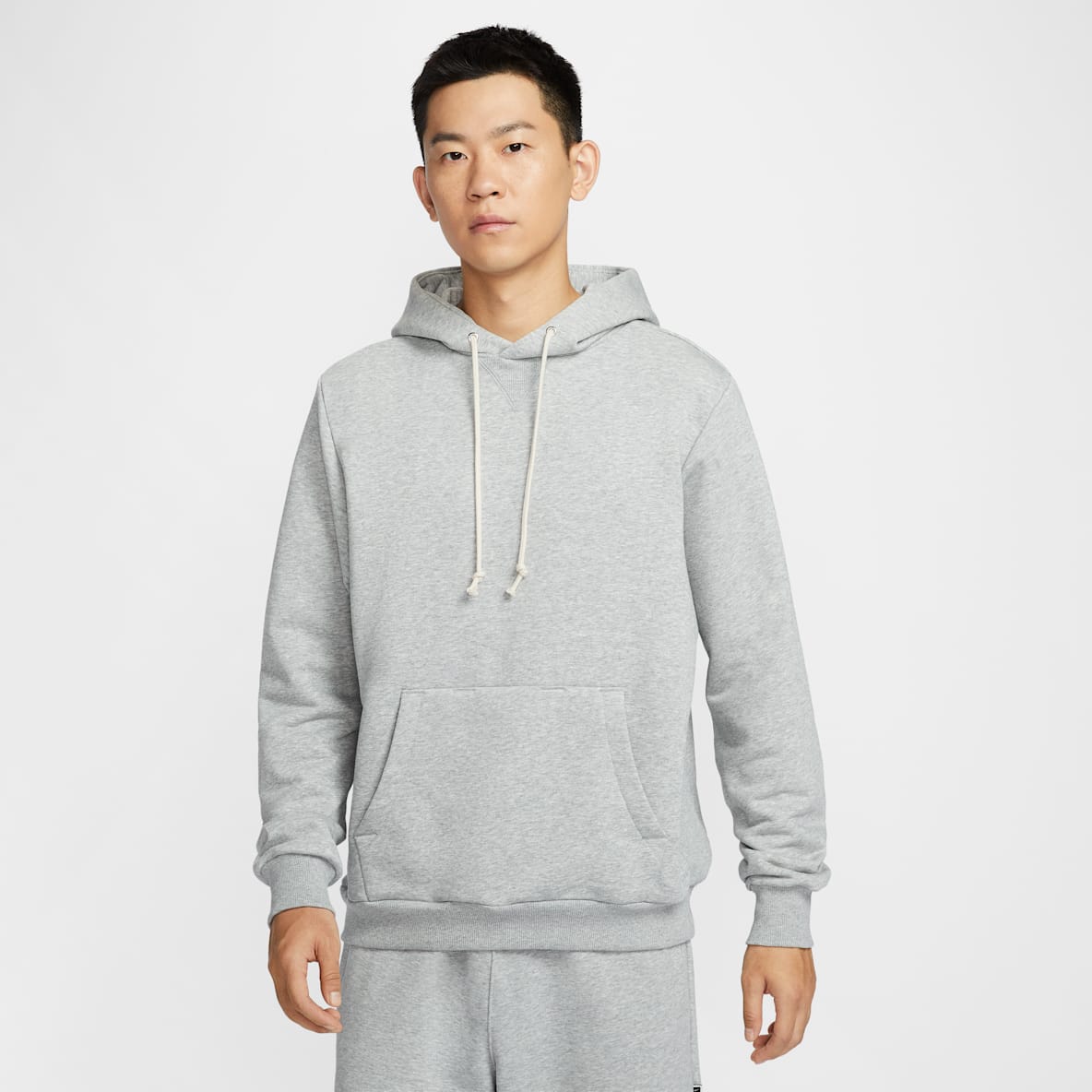 Nike Standard Issue Dri-FIT 男子速干套头篮球连帽衫