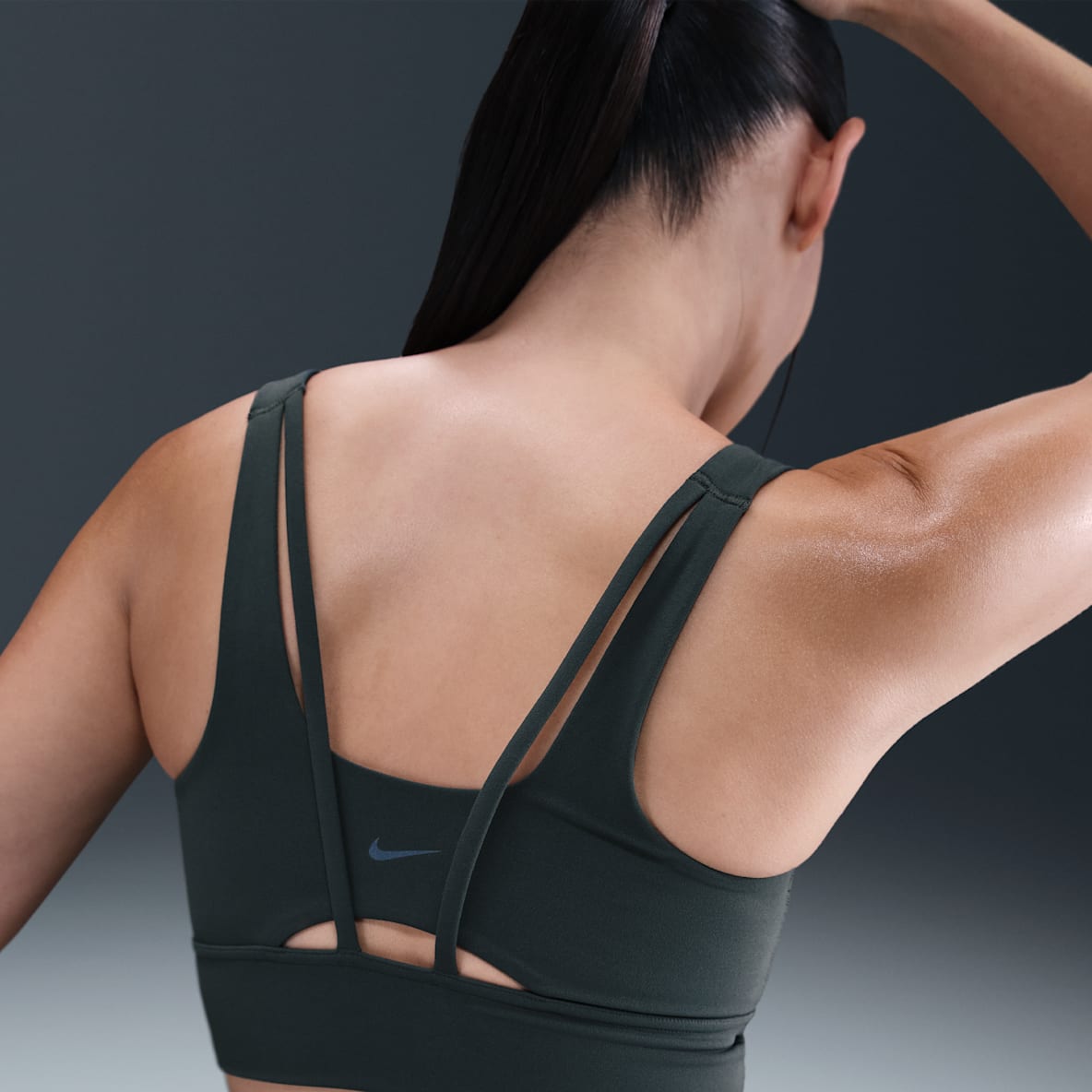 Nike Zenvy 女子中强度支撑衬垫速干长款运动内衣