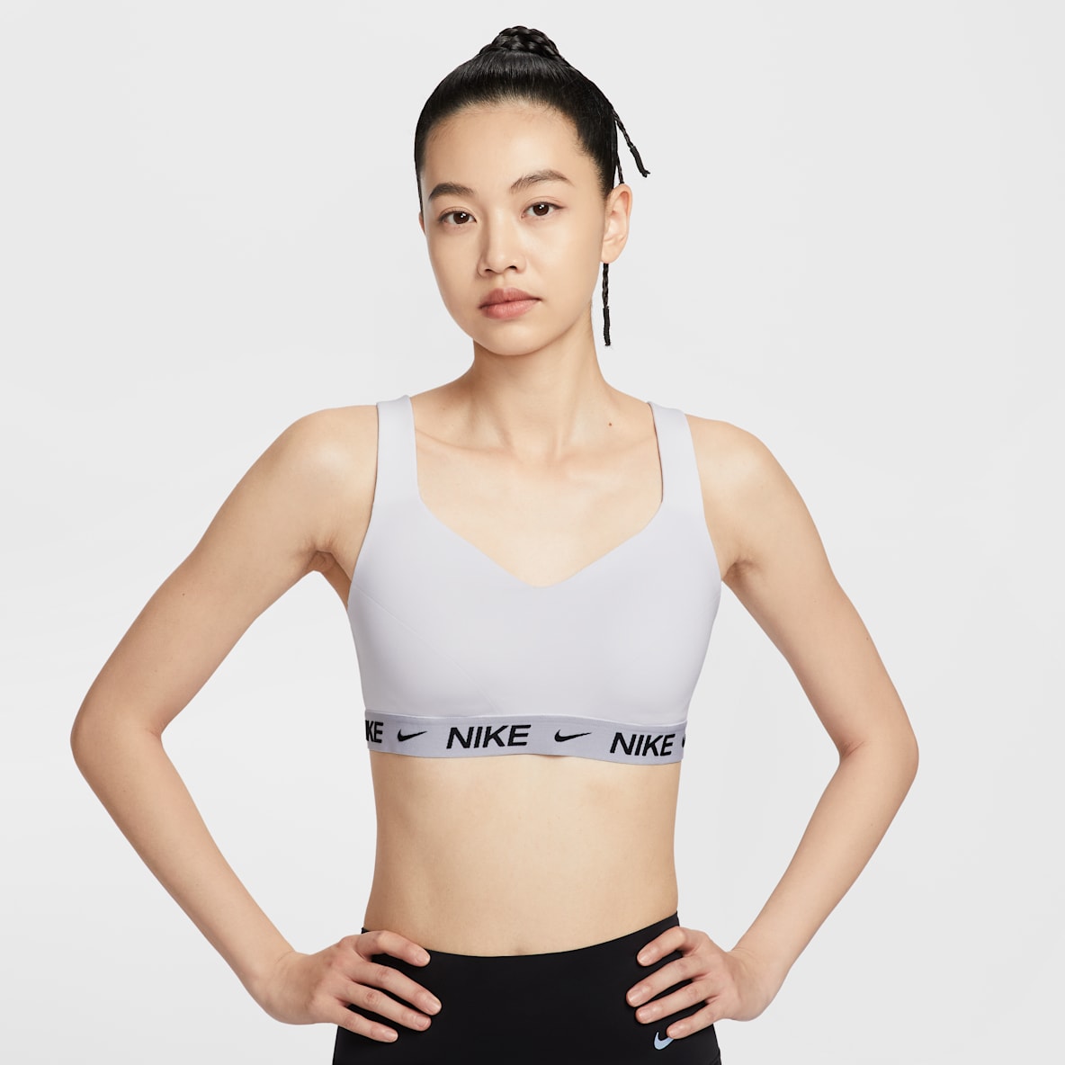 Nike Indy 女子高强度支撑速干衬垫可调节运动内衣