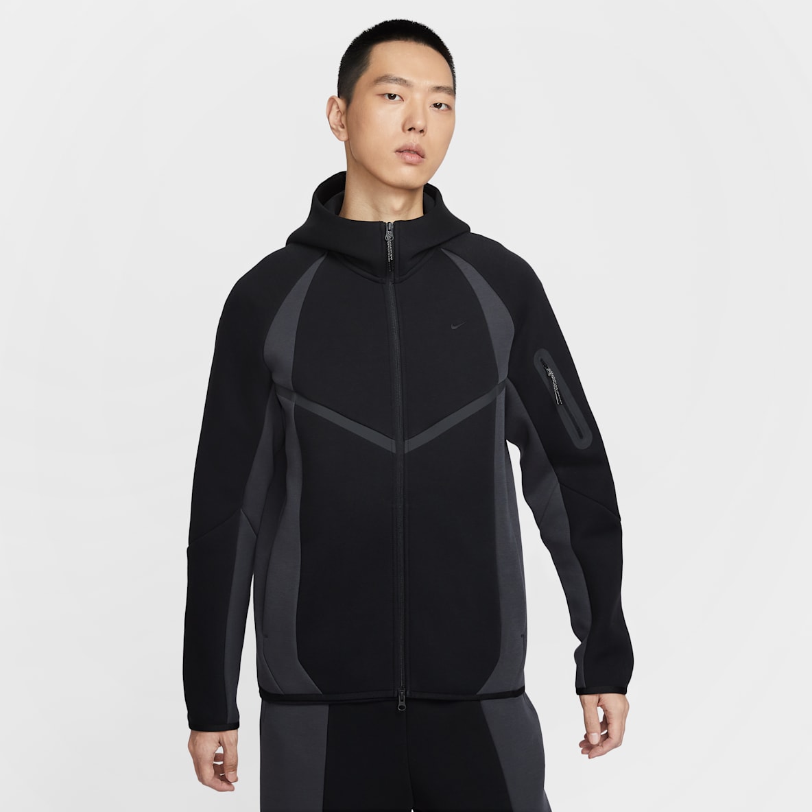 Nike Tech Nike Tech Windrunner 男子全长拉链开襟针织夹克