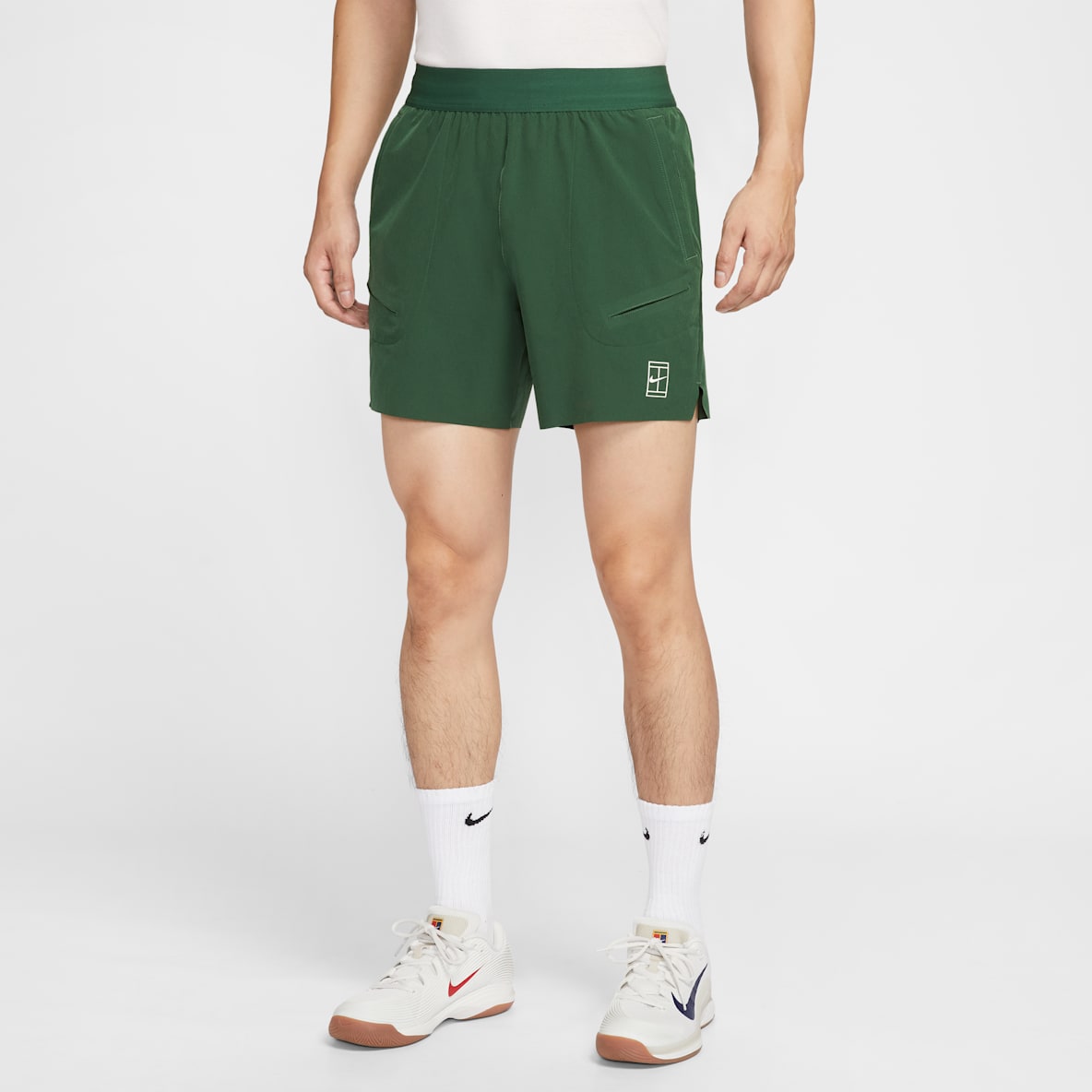 NikeCourt Advantage Dri-FIT 扬尼克·辛纳同款男子速干网球短裤