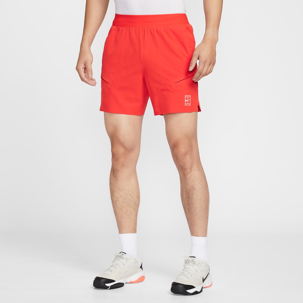 NikeCourt Advantage Dri-FIT 扬尼克·辛纳同款男子速干网球短裤