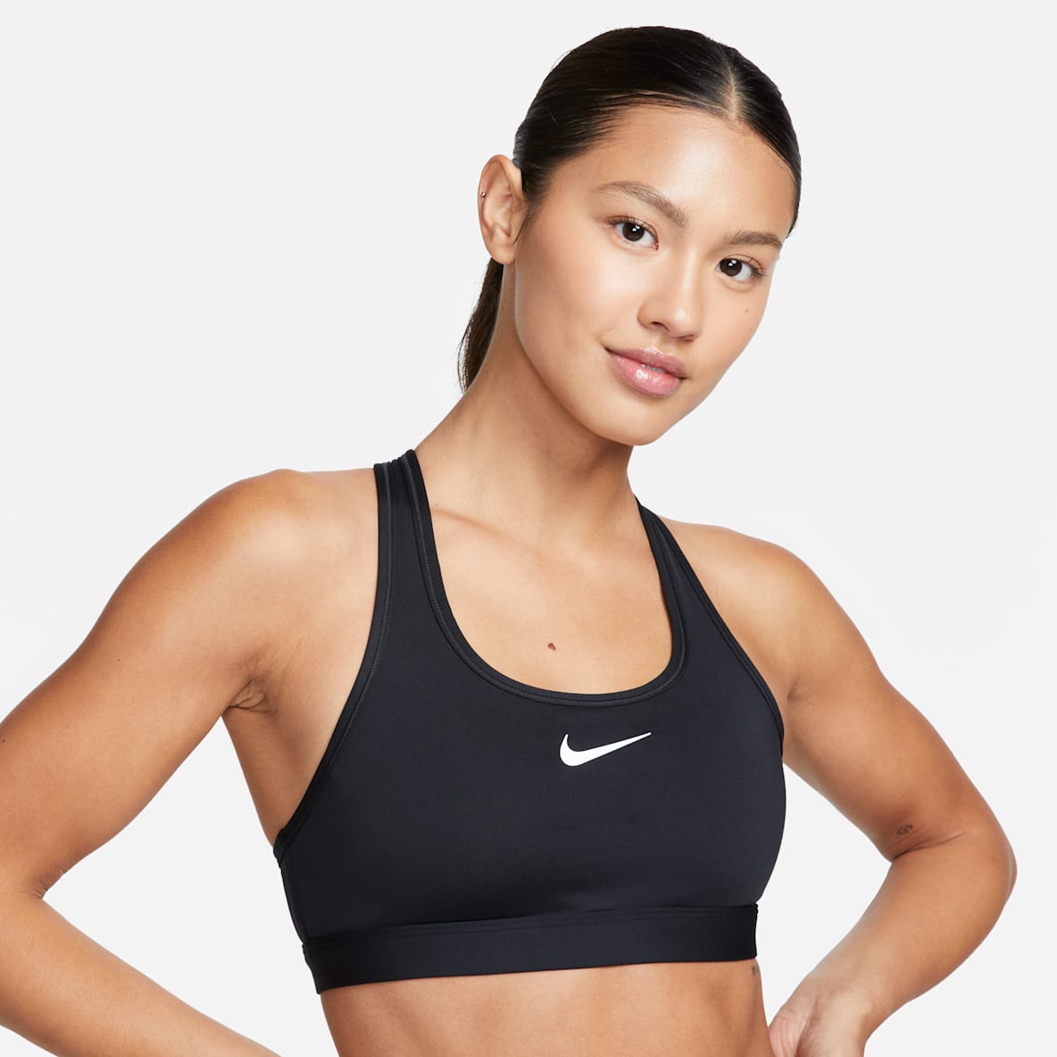 Nike Swoosh 女子中强度支撑速干衬垫运动内衣