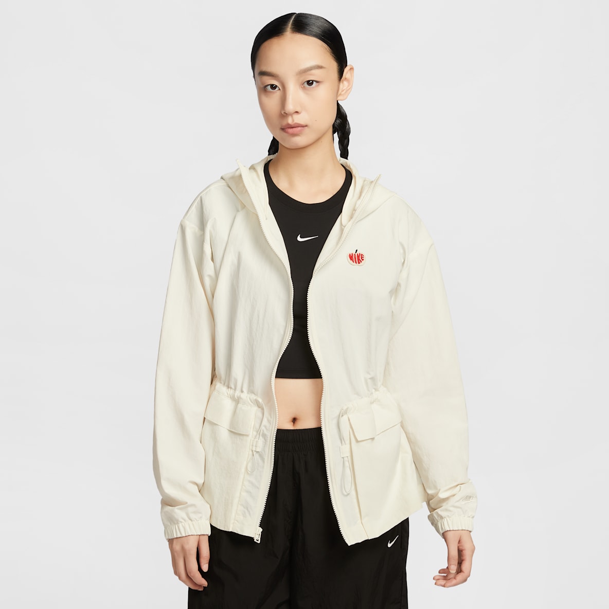 Nike Sportswear 情人节女子拒水梭织夹克防晒衣