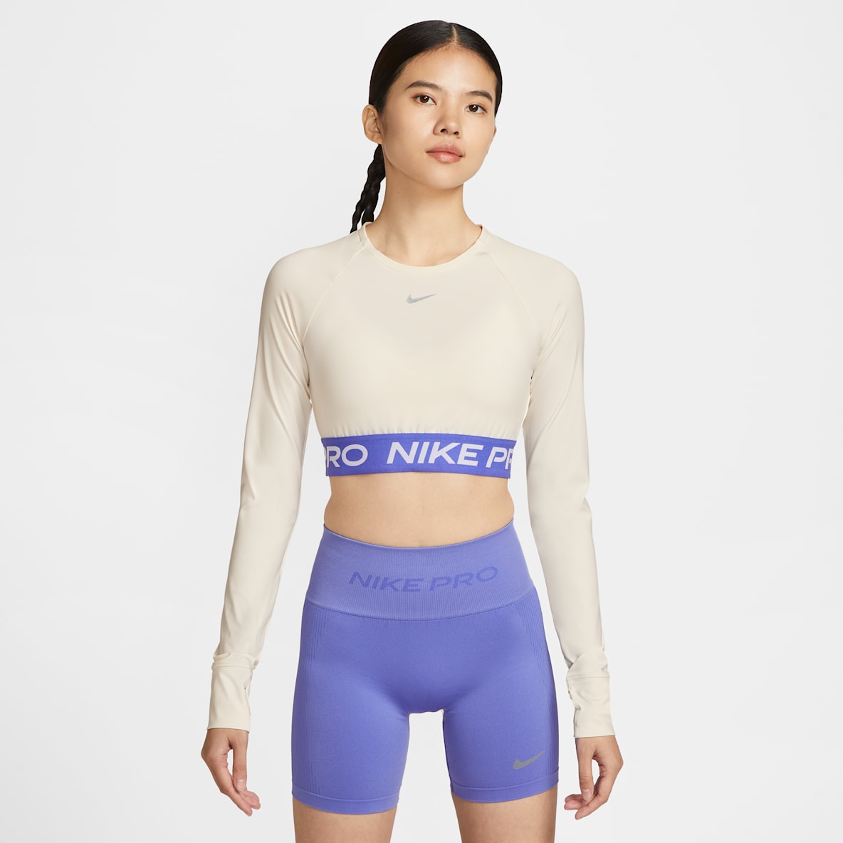 Nike Pro Dri-FIT 女子速干紧身短款长袖训练上衣