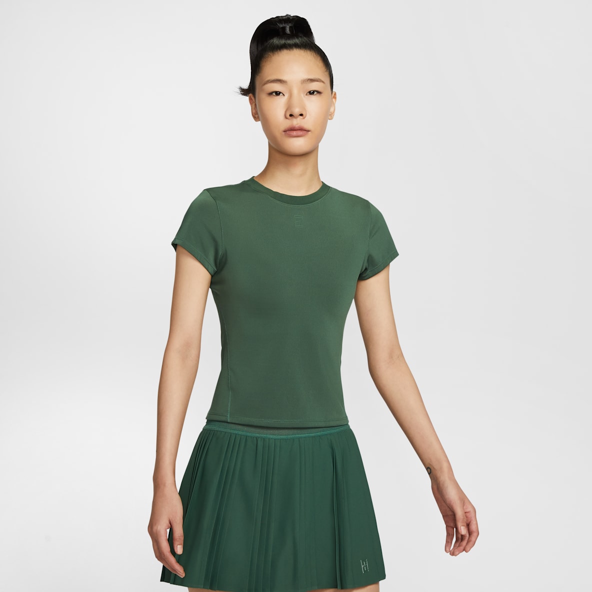 NikeCourt Advantage Dri-FIT 女子速干短袖网球上衣