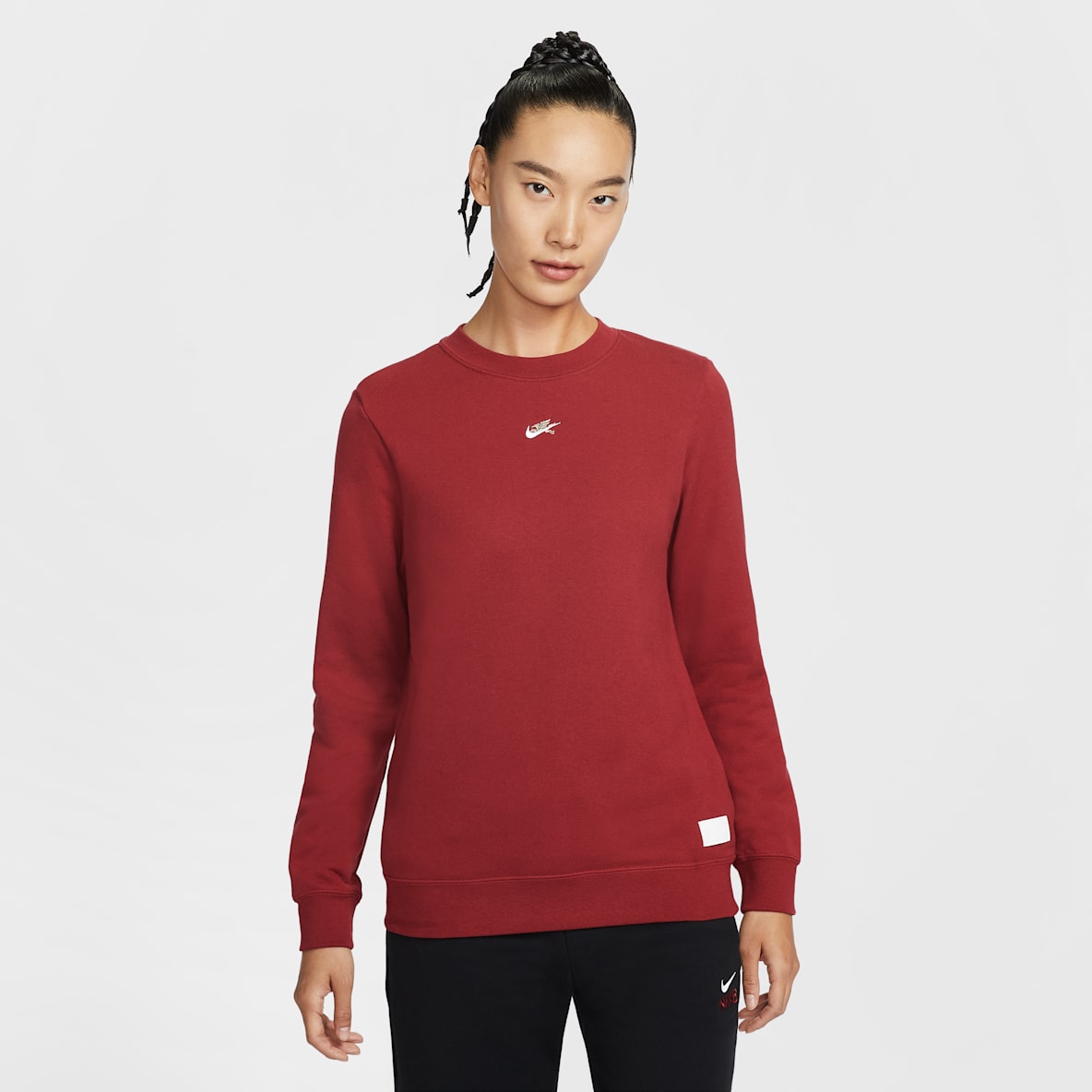 Nike Sportswear 马年限定脱缰系列 Nike Sportswear 马年限定脱缰系列 新年款女子圆领运动衫