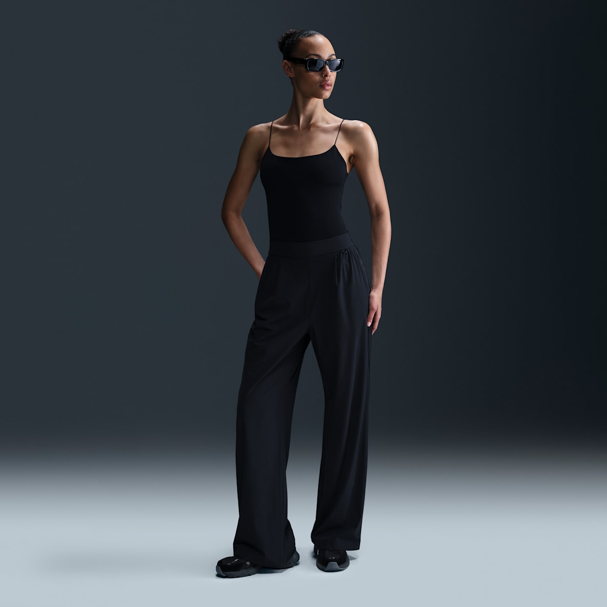 Nike 24.7 PerfectStretch Dri-FIT 无界弹韧女子速干高腰阔腿长裤