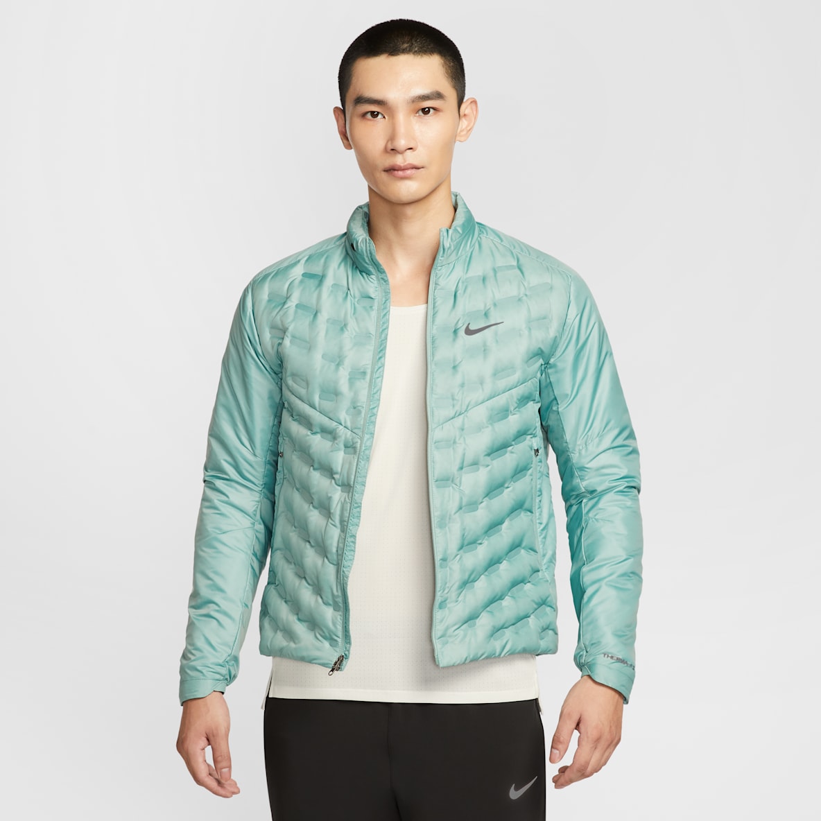 Nike Therma-FIT ADV AeroLoft Repel Nike Therma-FIT ADV AeroLoft Repel 男子羽绒拼接拒水跑步夹克