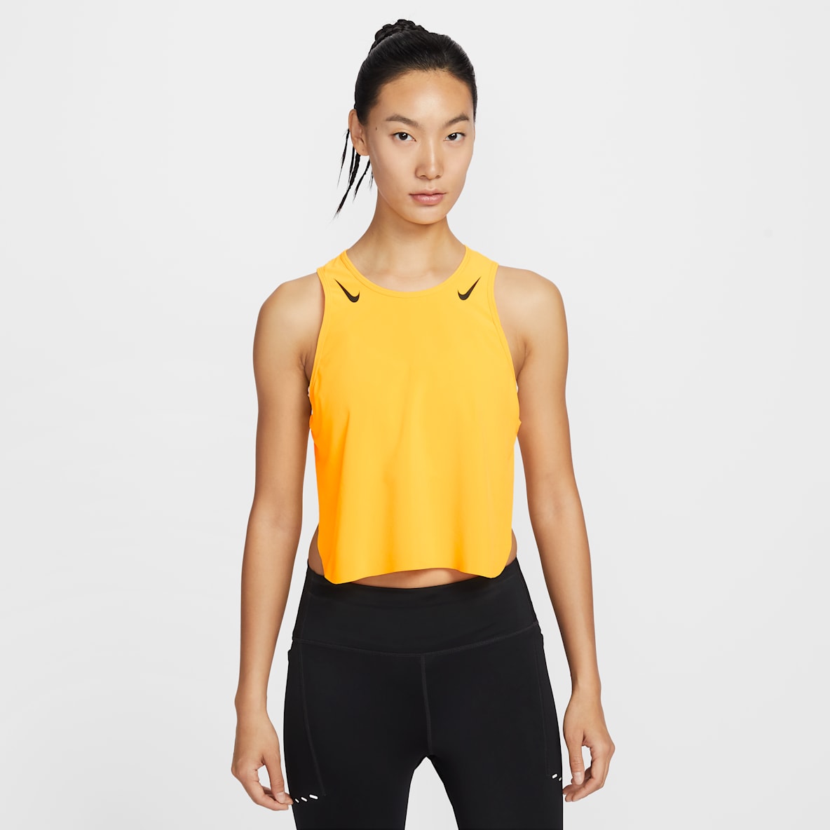 Nike AeroSwift Dri-FIT ADV 女子速干短款跑步背心