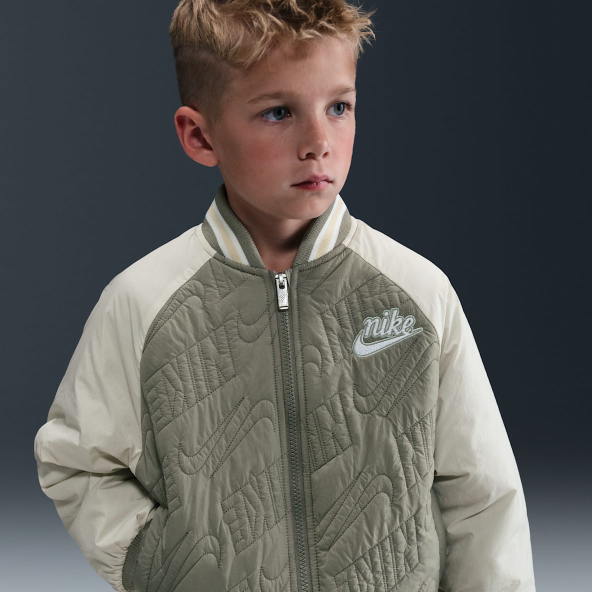 Nike 幼童校园风绗缝夹克