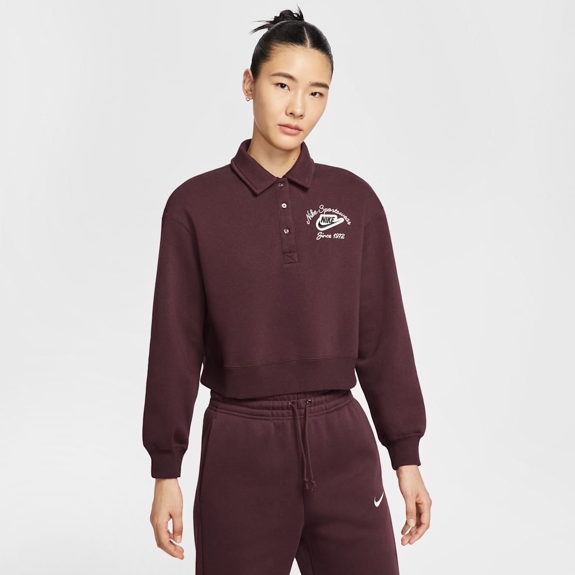 Nike Sportswear Phoenix Fleece Nike Sportswear Phoenix Fleece 圣诞系列女子加绒宽松翻领套头上衣
