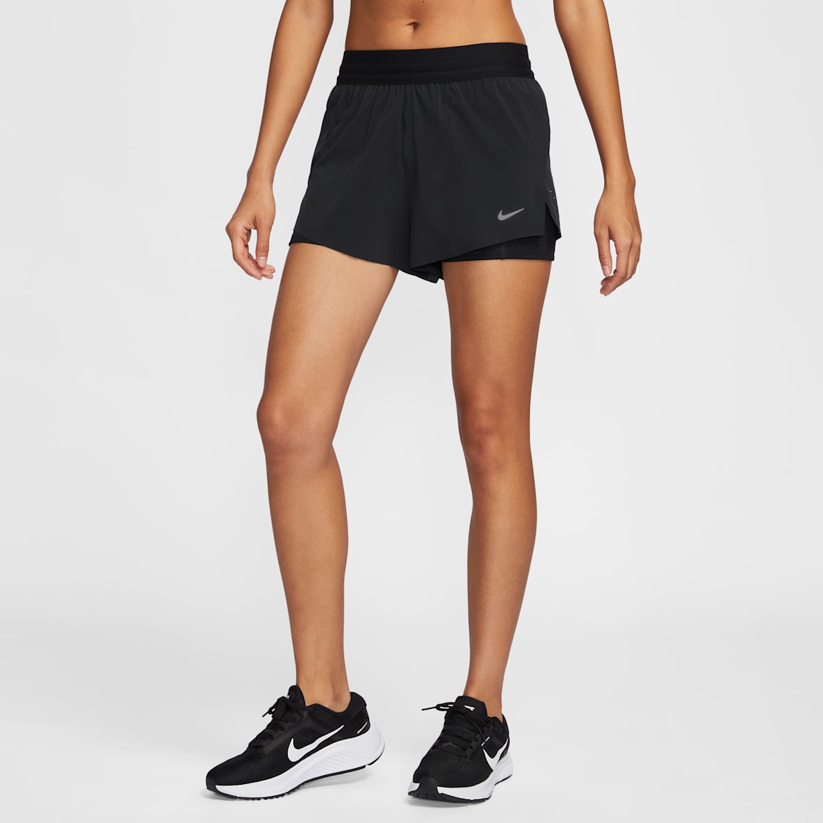 Nike Swift Dri-FIT 女子速干中腰二合一跑步短裤