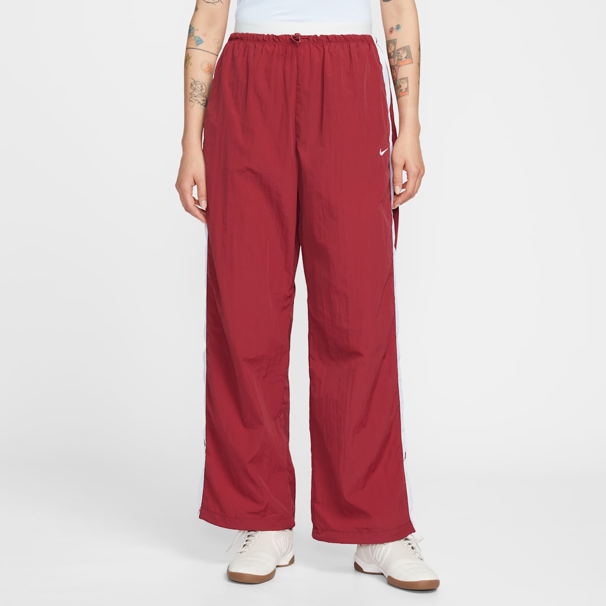 Nike Sportswear 女子宽松高腰降落伞裤