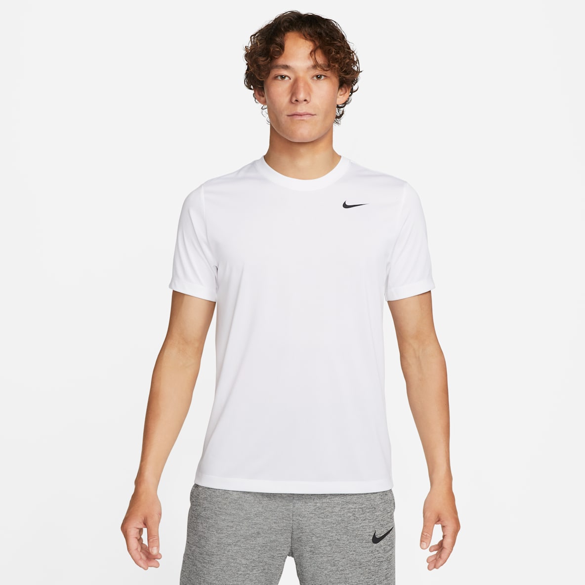 Nike Dri-FIT 男子速干短袖训练T恤
