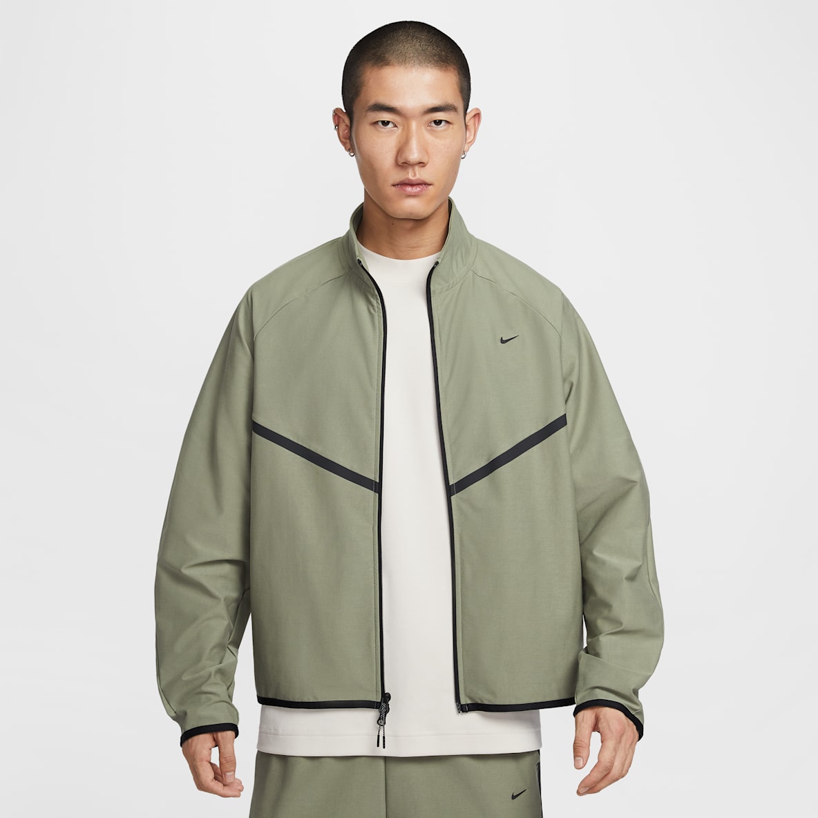 Nike Sportswear Tech Nike Sportswear Tech Dri-FIT Shori 男子速干运动夹克