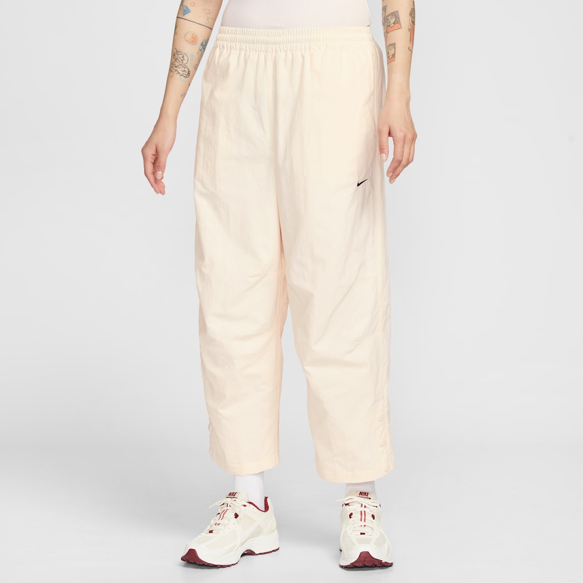 Nike Sportswear 女子 Oversize 风高腰梭织中长裤