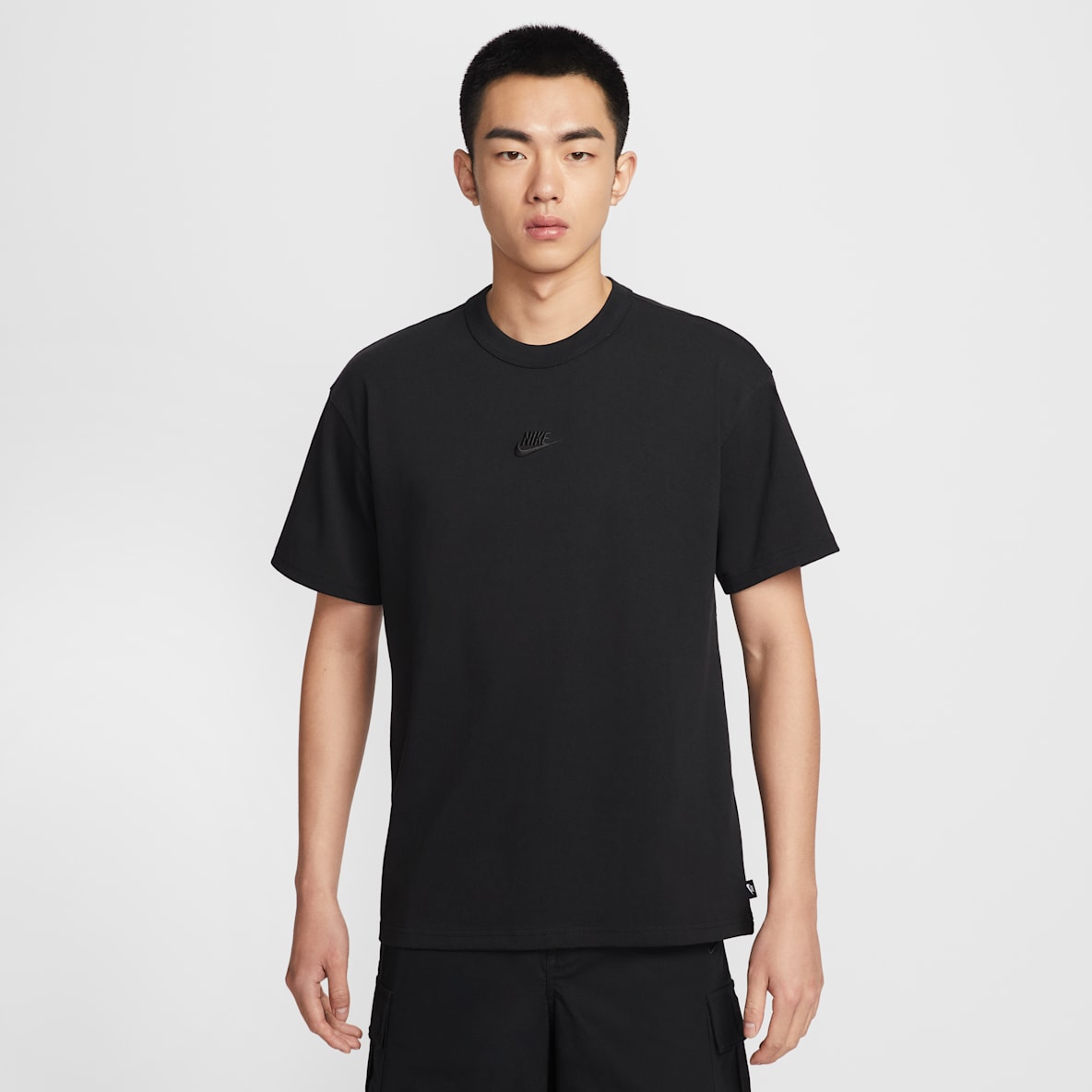 Nike Sportswear Premium Essentials 男子短袖T恤