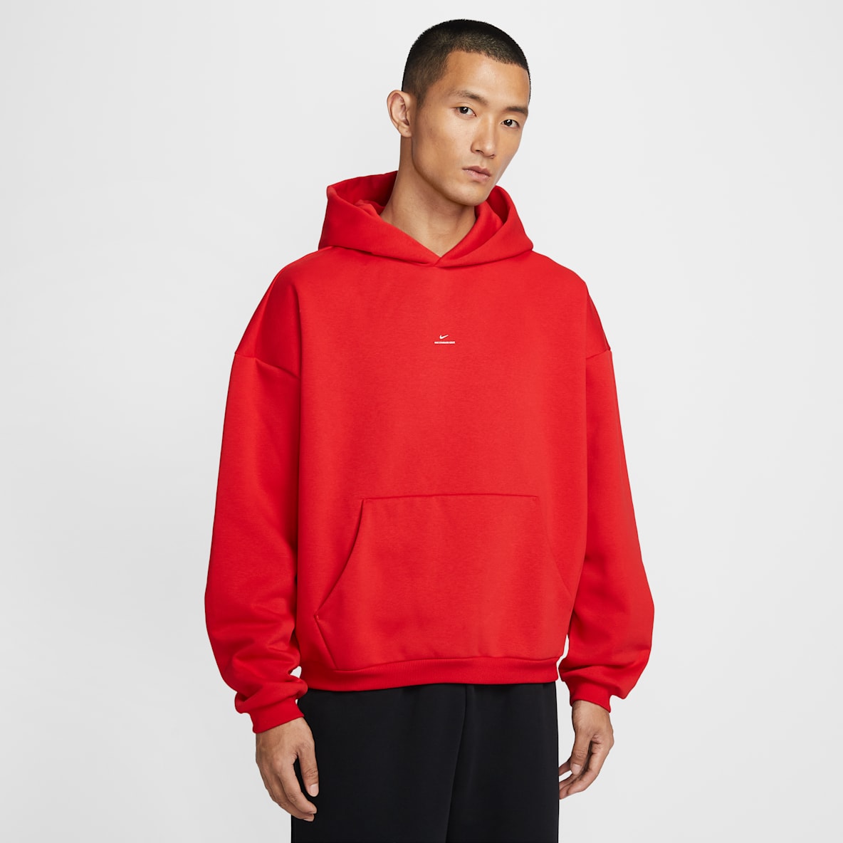 Nike Standard Issue Therma-FIT 耐克篮球小标系列男子加绒篮球套头连帽衫