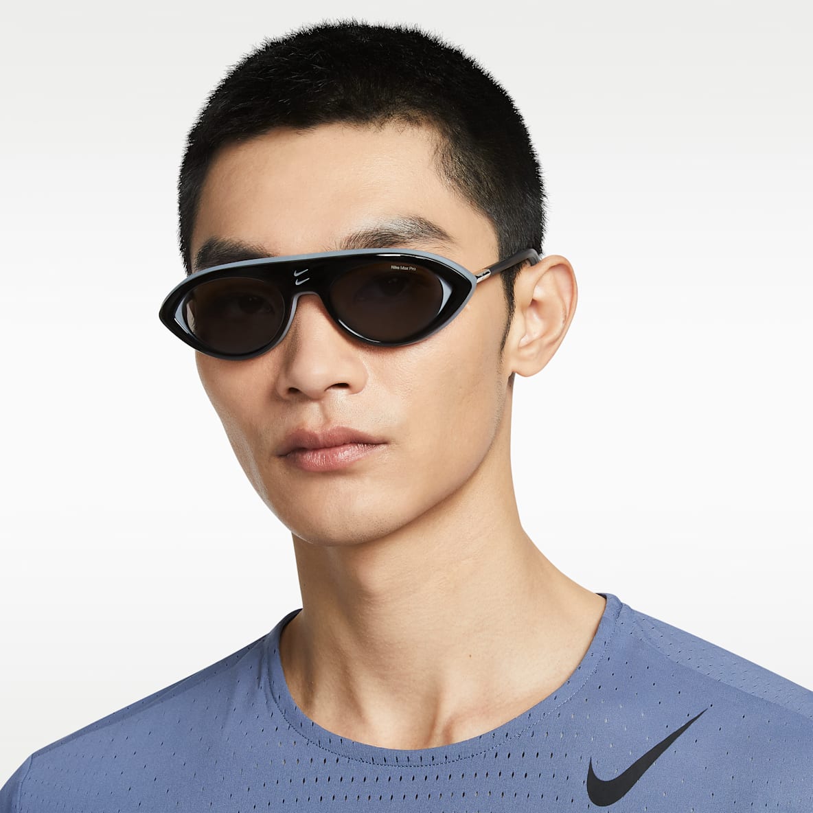 Nike Forge Envy 太阳镜