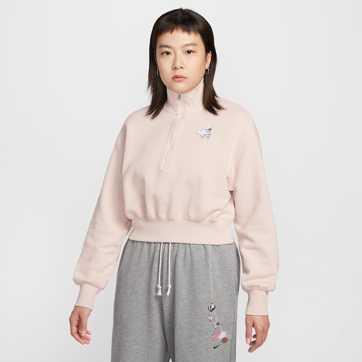 Nike Sportswear 情人节系列女子 Oversize 风半长拉链开襟短款运动衫