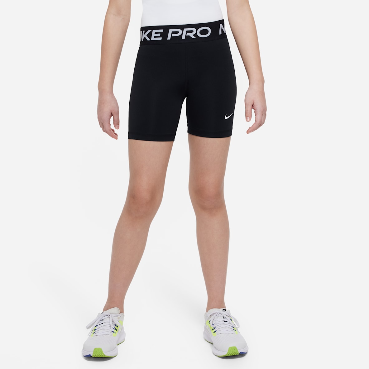 Nike Pro Dri-FIT 大童(女孩)速干训练短裤