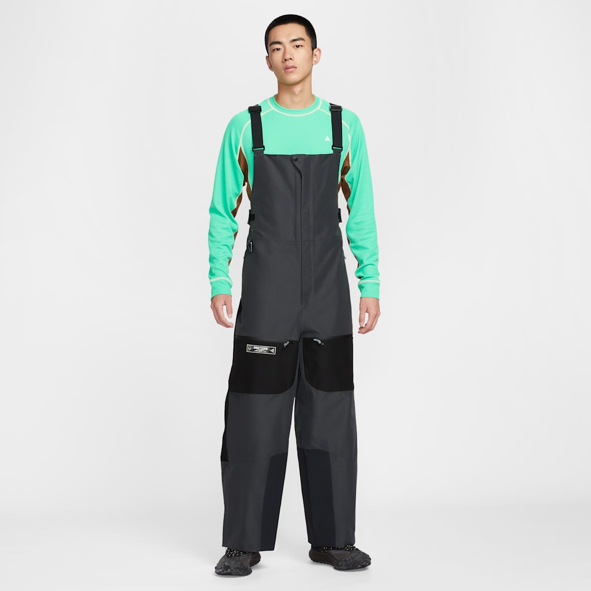 Nike ACG "Mystery Lights" Storm-FIT ADV 2L 男子防风防水背带裤硬壳冲锋裤滑雪裤