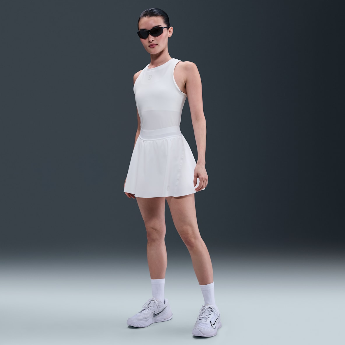 NikeCourt Advantage Dri-FIT 女子速干网球半身裙