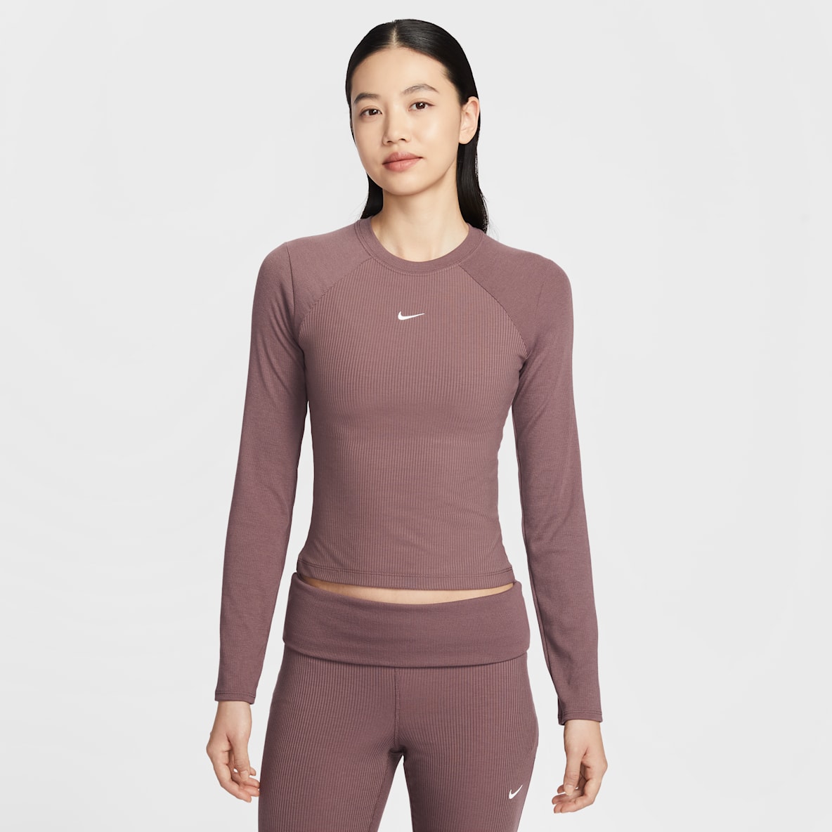 Nike Sportswear Chill Knit 女子紧身长袖罗纹上衣