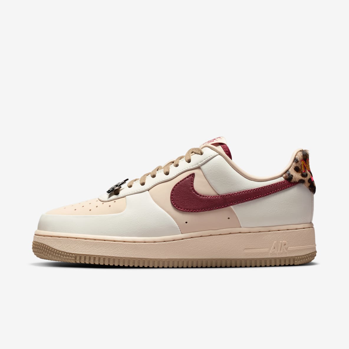 Nike Air Force 1 '07 女子空军一号运动鞋