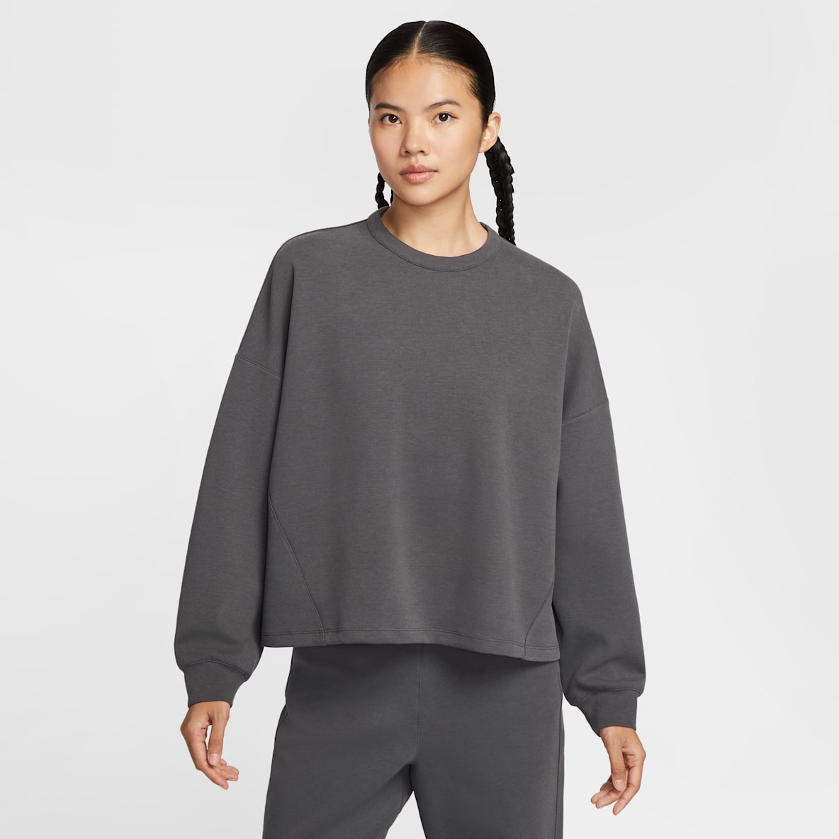 Nike 24.7 ImpossiblySoft Nike 24.7 ImpossiblySoft Dri-FIT 超感柔软女子 Oversize 风速干圆领上衣