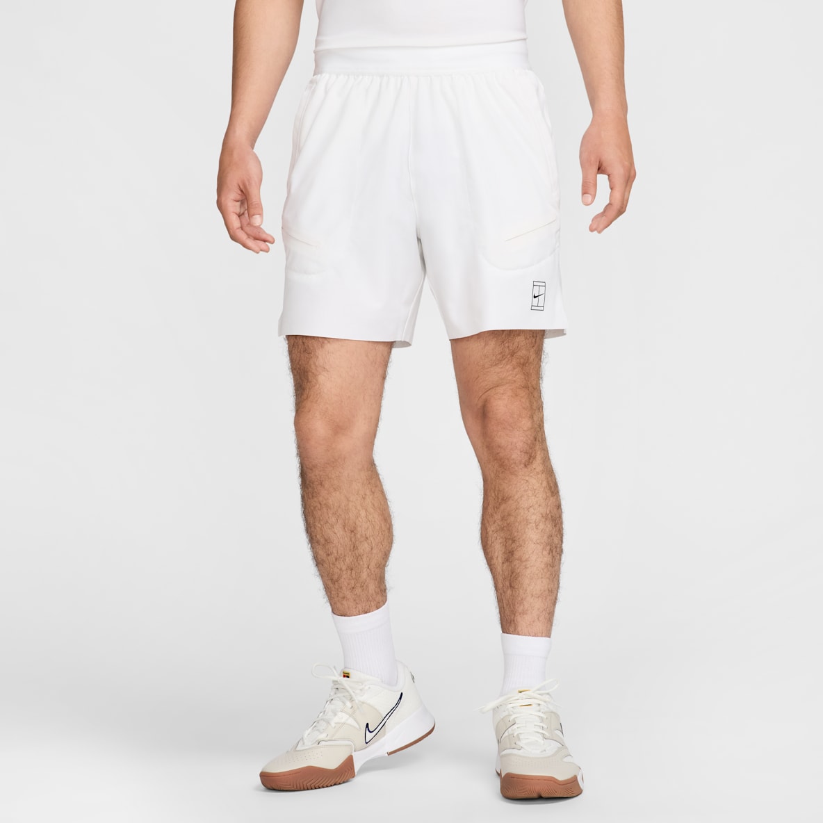 NikeCourt Advantage Dri-FIT 扬尼克·辛纳同款男子速干网球短裤