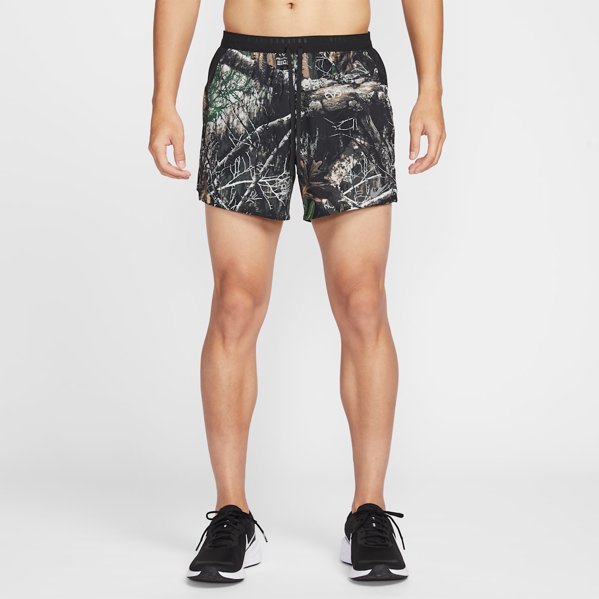 Nike Stride Dri-FIT Realtree 男子速干跑步短裤（含衬裤）