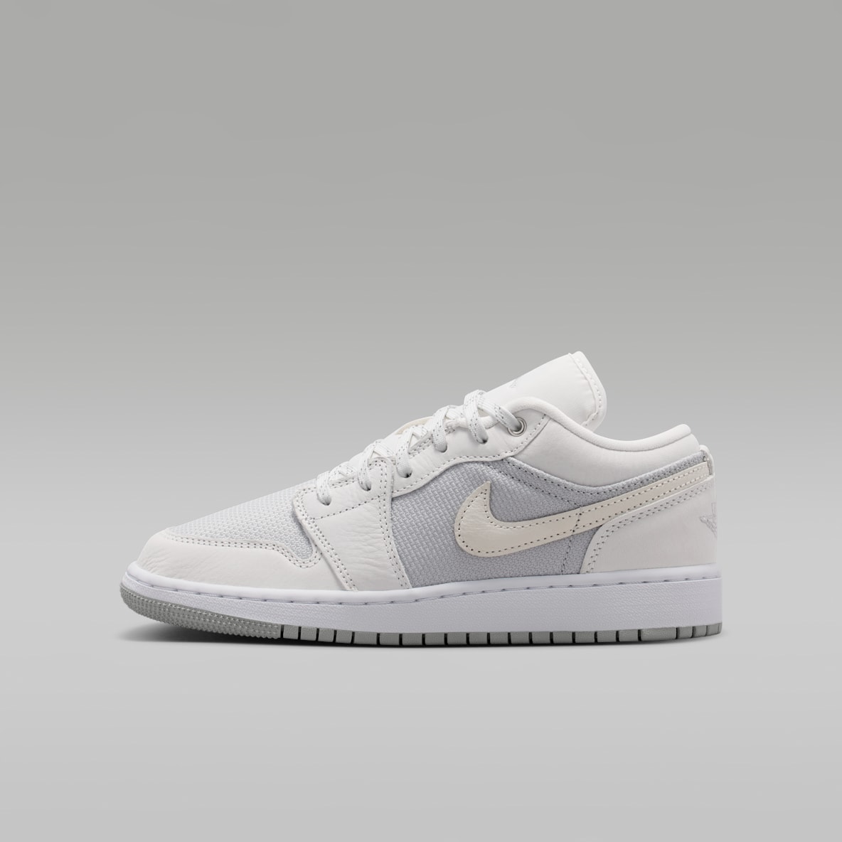 Air Jordan 1 Low SE 大童运动鞋