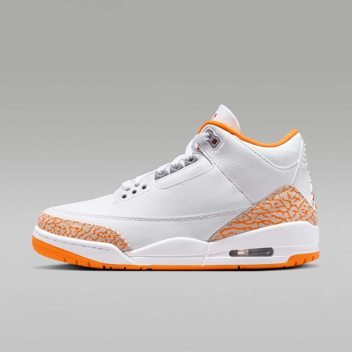 Air Jordan 3 Retro 复刻女子运动鞋