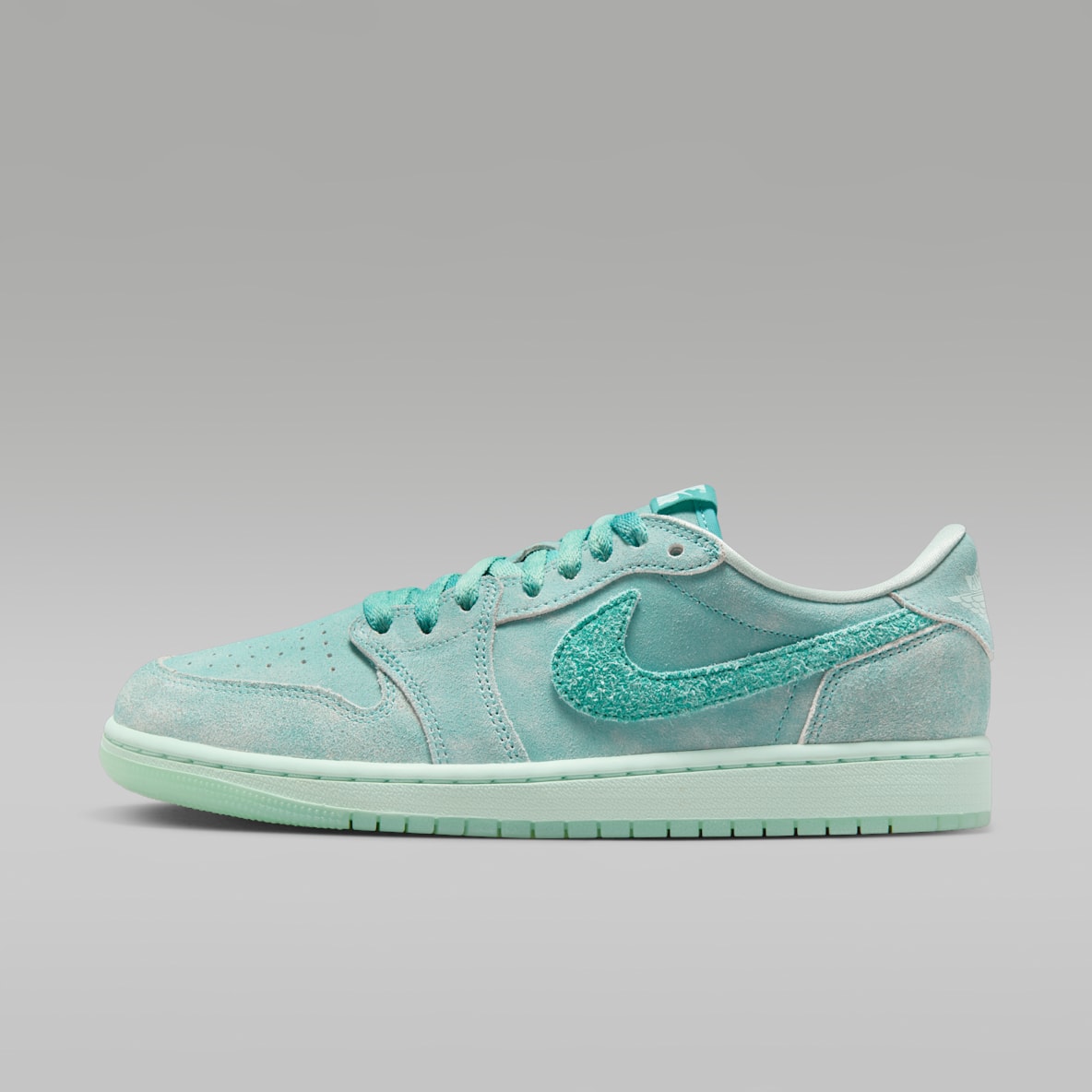 Air Jordan 1 Retro Low 复刻女子运动鞋