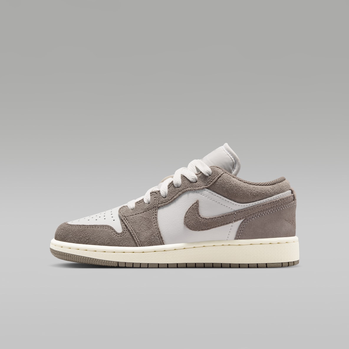 Air Jordan 1 Low 大童运动鞋