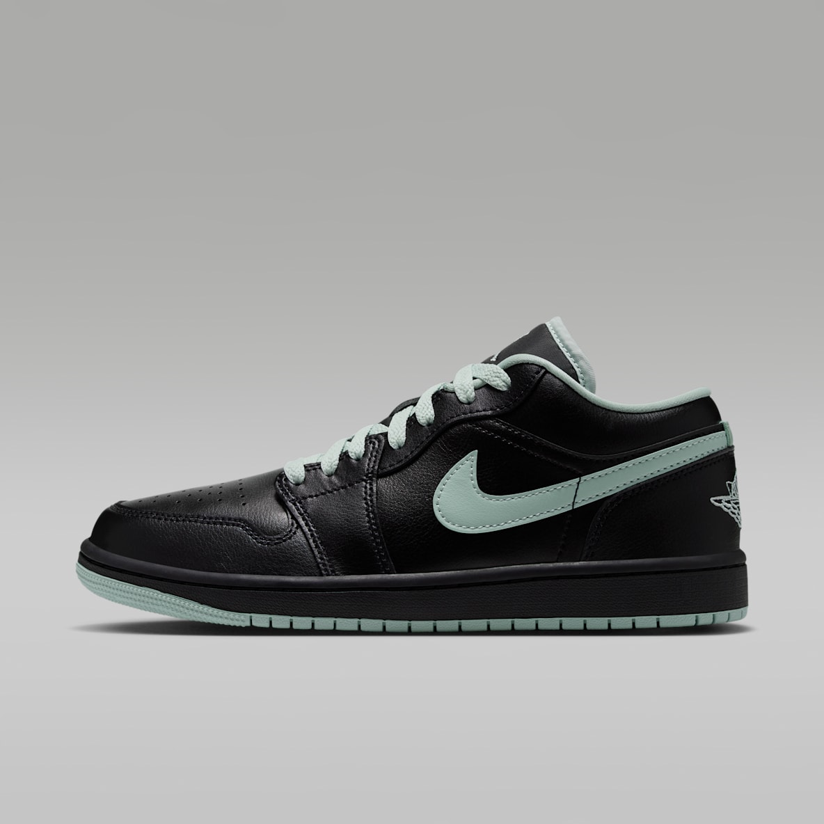 Air Jordan 1 Low 女子运动鞋刺绣板鞋
