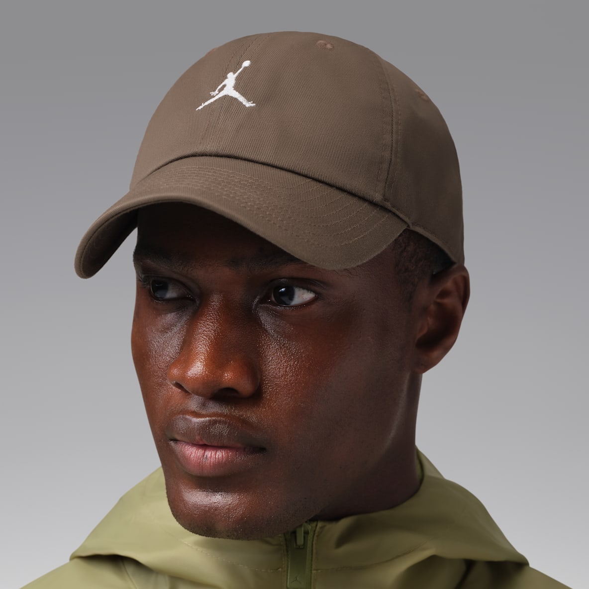 Jordan Club 软顶弧形帽檐运动帽