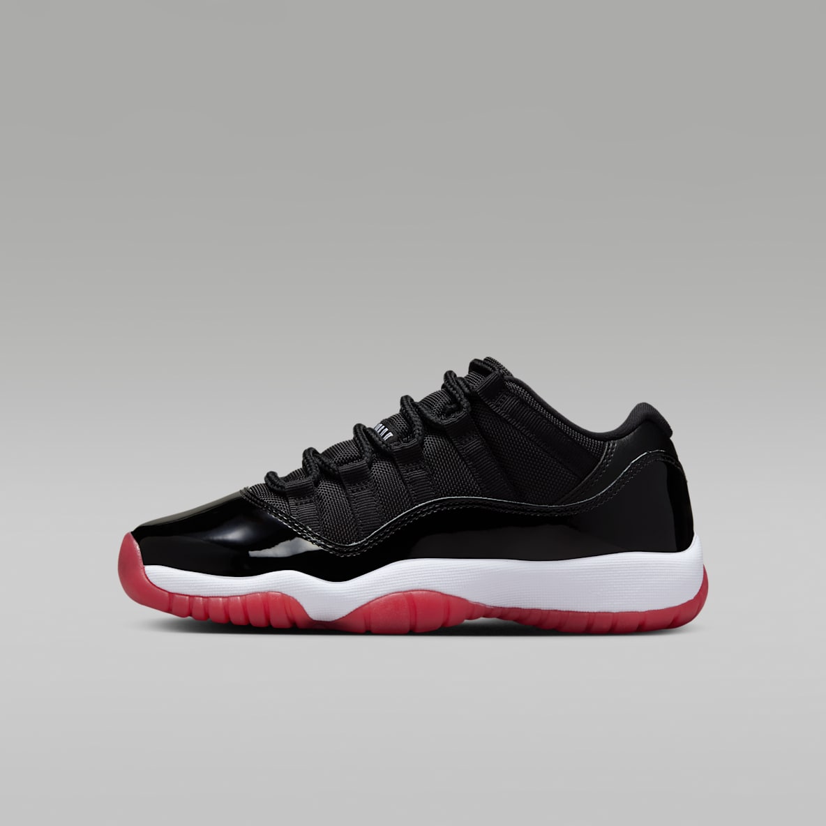 Air Jordan 11 Retro Low "Bred" 复刻大童运动鞋