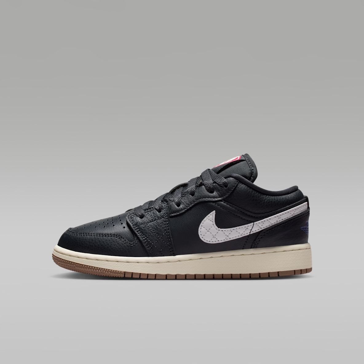 Air Jordan 1 Low SE 大童运动鞋