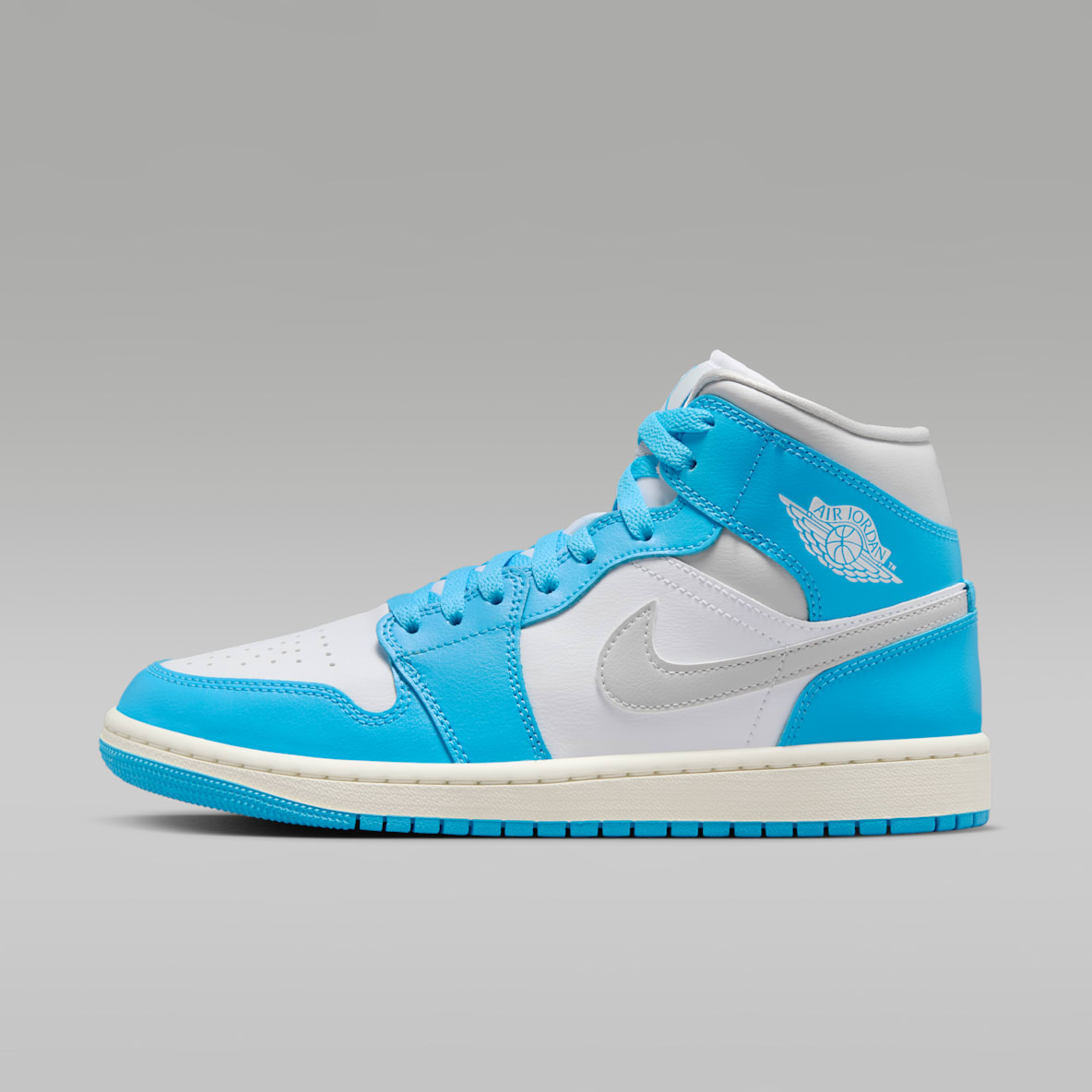 Air Jordan 1 Mid 女子运动鞋缓震板鞋